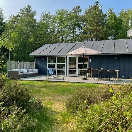 Renovated By Forest In Dueodde 内克瑟