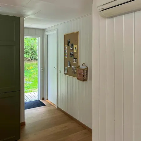 Renovated By Forest In Dueodde 度假居